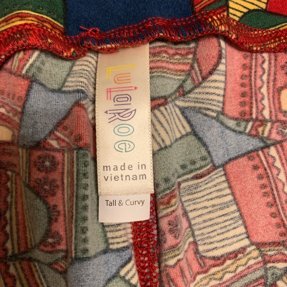 Lularoe Holiday TC Leggings Mittens - Picture 2 of 3